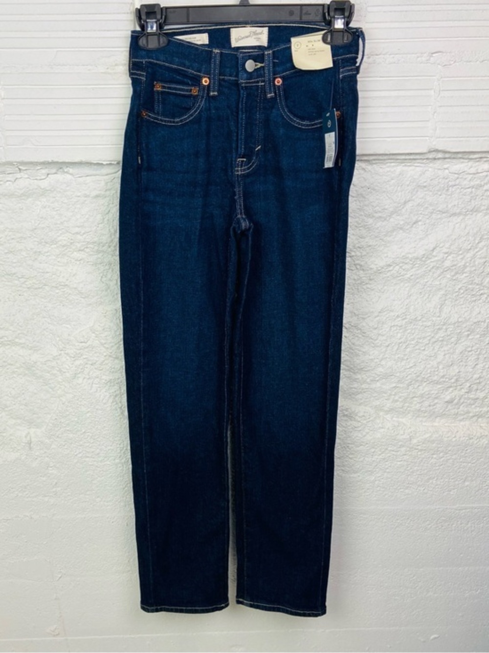 NWT Universal Thread cotton stretch Dark mid rise 80s slim Jeans size 2